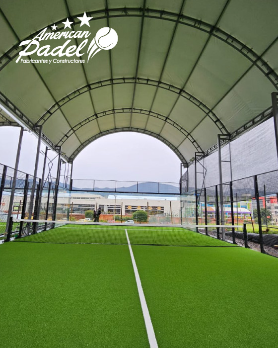 Montaje de canchas padel Bogotá